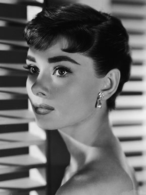 Audrey Hepburn frizura