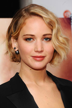 Jennifer Lawrence – Kratka bob frizura sa teksturom