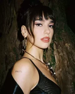  retro pammy updo