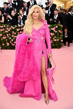 beauty trendovi za 2023 Barbiecore