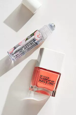  lip gloss nokti